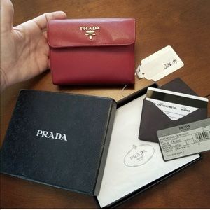 Prada Rubino saffiano portfolio wallet